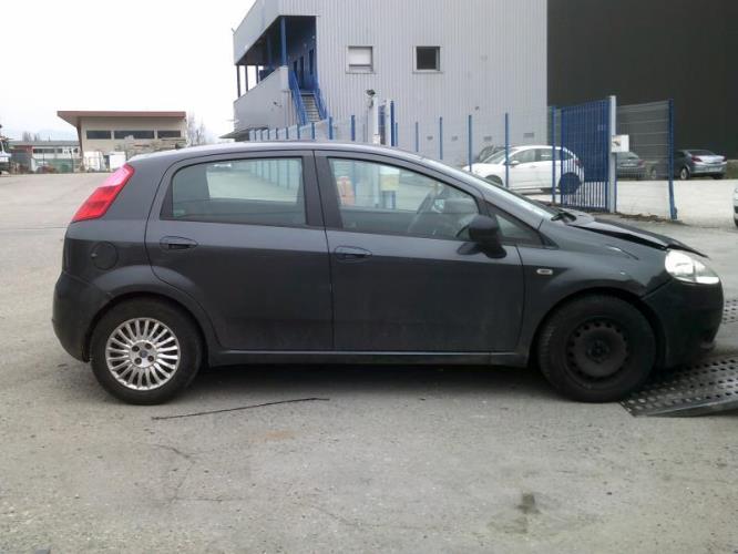 Bloc ABS (freins anti-blocage) FIAT GRANDE PUNTO Diesel image 4