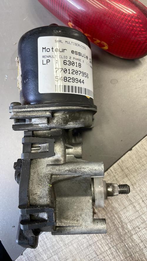 Moteur essuie glace avant RENAULT CLIO 2 PHASE 2 Essence image 1
