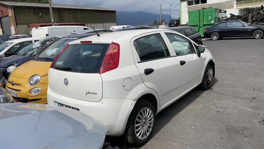 Feu arriere principal gauche (feux) FIAT GRANDE PUNTO Diesel image 4
