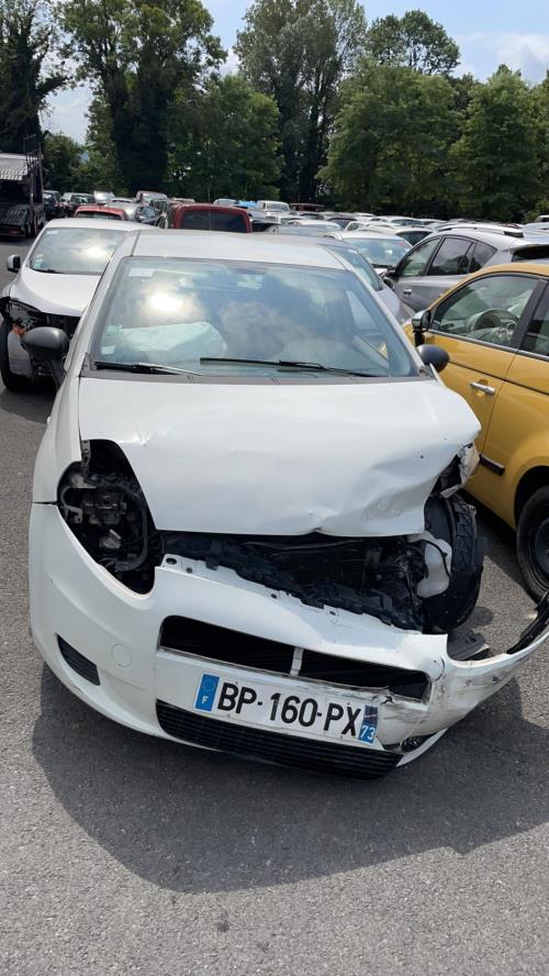 Feu arriere principal droit (feux) FIAT GRANDE PUNTO Diesel image 2