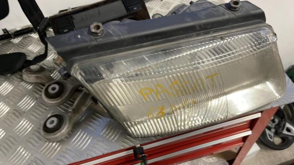 Optique avant principal droit (feux)(phare) VOLKSWAGEN PASSAT 4 PHASE 1 Diesel image 1