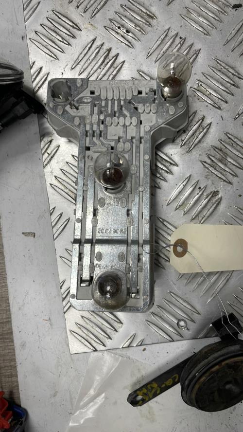Platine feu arriere gauche VOLKSWAGEN PASSAT 4 PHASE 1 Diesel image 1
