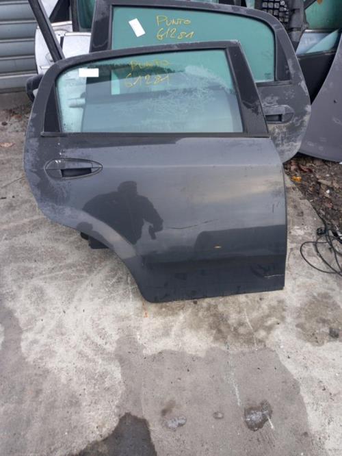 Porte arriere droit FIAT GRANDE PUNTO Diesel image 1