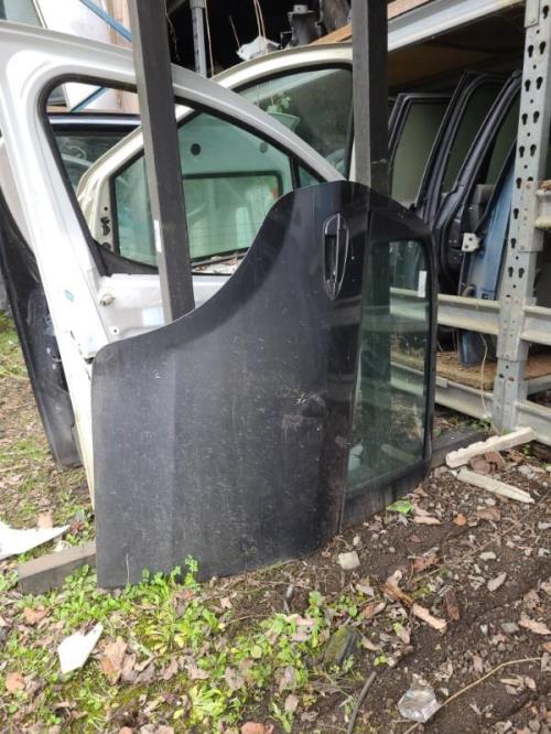 Porte arriere droit FIAT GRANDE PUNTO Diesel image 3