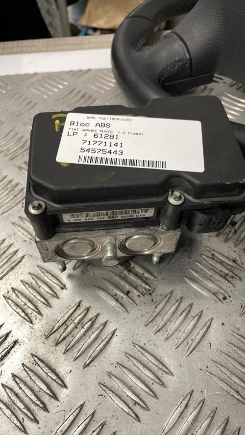 Bloc ABS (freins anti-blocage) FIAT GRANDE PUNTO Diesel image 1