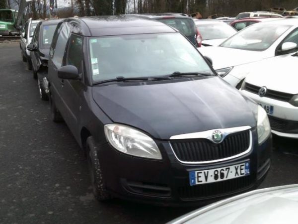 Optique avant principal gauche (feux)(phare) SKODA ROOMSTER PHASE 1 Diesel image 2