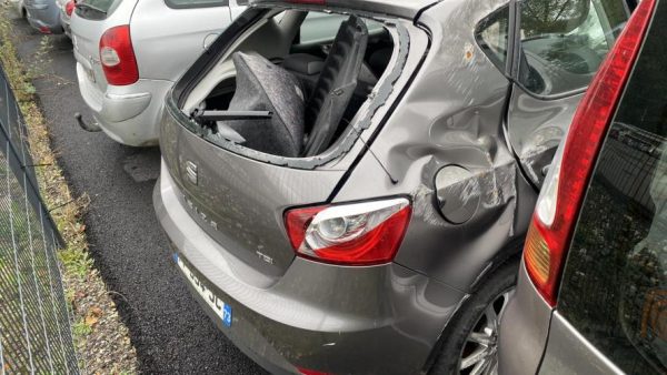 Bouton de warning SEAT IBIZA 4 PHASE 3 Diesel image 4