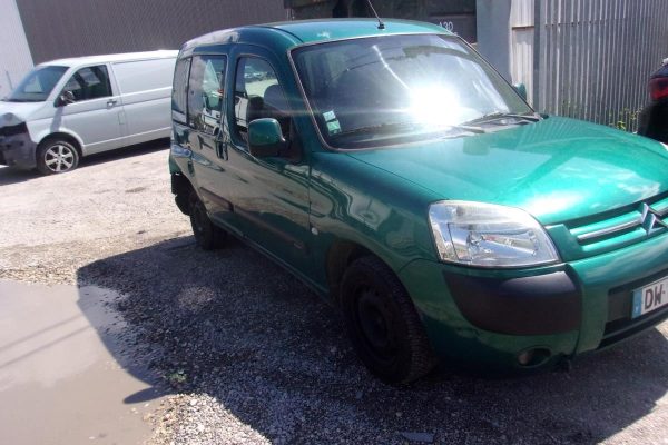 Serrure avant droit CITROEN BERLINGO 1 PHASE 2 ESSENCE image 4