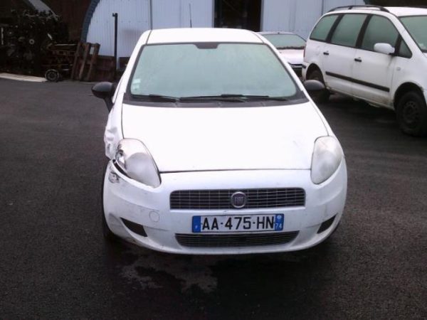 Feu arriere principal gauche (feux) FIAT GRANDE PUNTO Diesel image 2