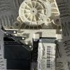 Moteur leve vitre arriere gauche VOLKSWAGEN GOLF 6 Diesel image 2