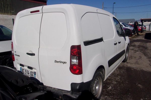 Serrure avant droit CITROEN BERLINGO 2 PHASE 1 GAZOLE image 3