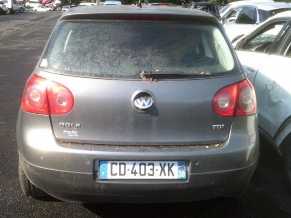 Feu arriere secondaire gauche (feux) VOLKSWAGEN GOLF 5 Diesel image 3