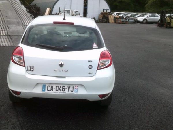 Autoradio d'origine RENAULT CLIO 3 PHASE 2 Diesel image 3