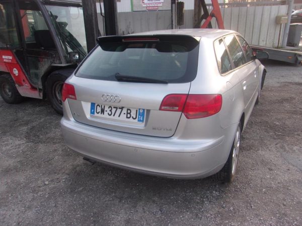 Serrure avant droit AUDI A3 2 PHASE 1 Diesel image 3