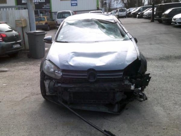 Air bag conducteur VOLKSWAGEN GOLF 6 Diesel image 2