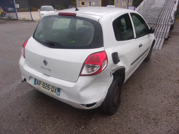 Serrure de coffre RENAULT CLIO 3 PHASE 2 Diesel image 3