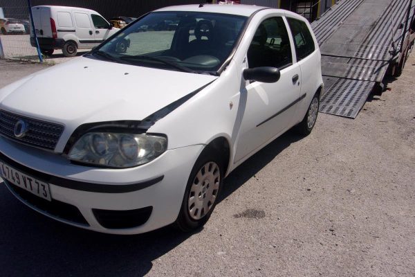 Aile avant gauche FIAT PUNTO 2 PHASE 2 ESSENCE image 4