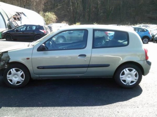 Anti brouillard droit (feux) RENAULT CLIO 2 PHASE 2 Diesel image 3