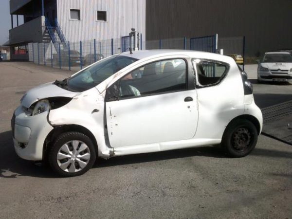 Bloc ABS (freins anti-blocage) CITROEN C1 1 PHASE 2 Essence image 4