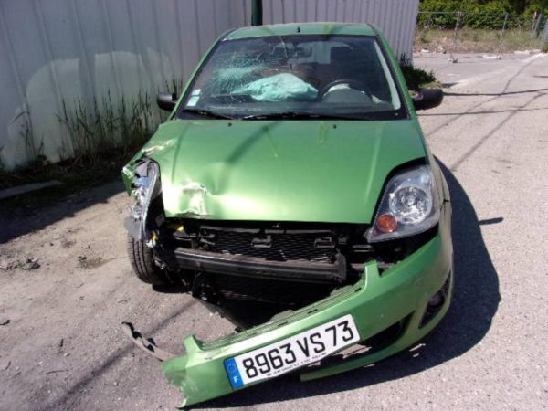 Aile avant gauche FORD FIESTA 5 PHASE 2 ESS image 3