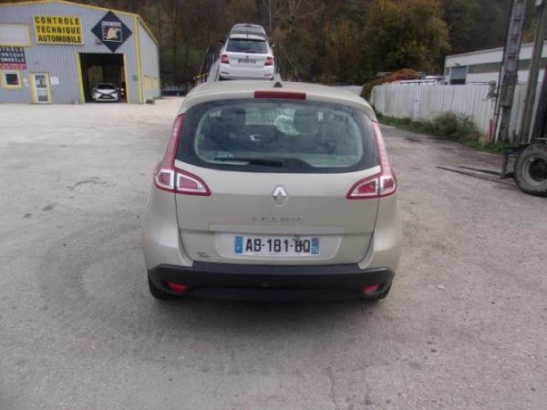 Autoradio d'origine RENAULT SCENIC 3 PHASE 1 Diesel image 4