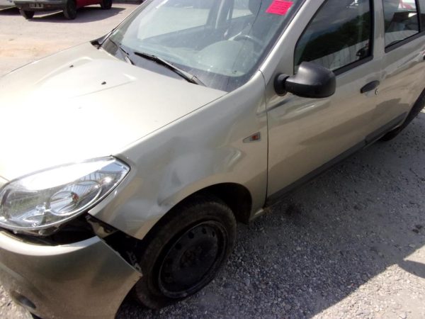 Ceinture arriere centrale DACIA SANDERO 1 Diesel image 4