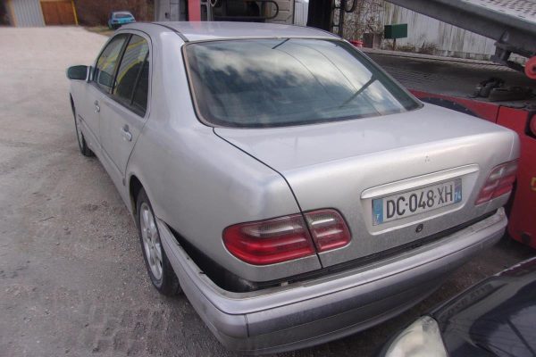 Retroviseur gauche MERCEDES CLASSE E 210 PHASE 2 Diesel image 3