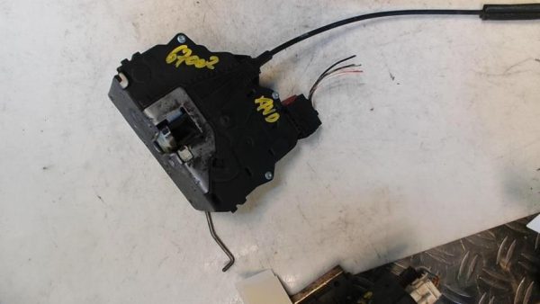 Serrure avant droit OPEL CORSA D PHASE 1 Diesel image 2