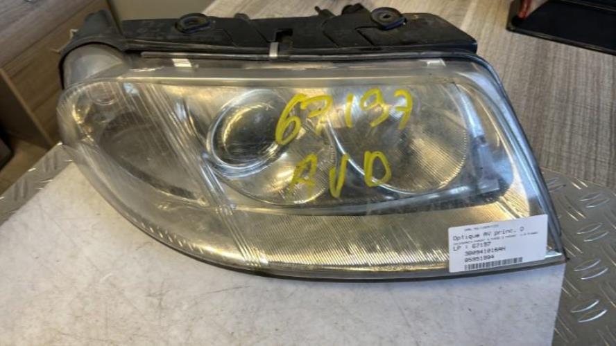 Optique avant principal droit (feux)(phare) VOLKSWAGEN PASSAT 4 PHASE 2 Diesel image 1