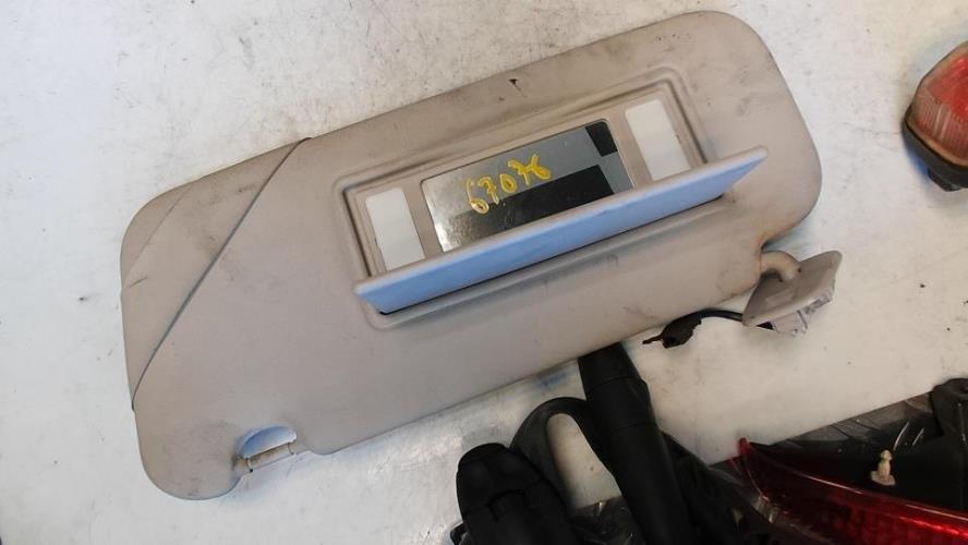 Pare soleil gauche PEUGEOT 407 PHASE 1 Diesel image 1