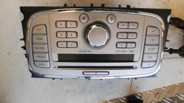 Autoradio d'origine FORD FOCUS 2 PHASE 2 Diesel image 1