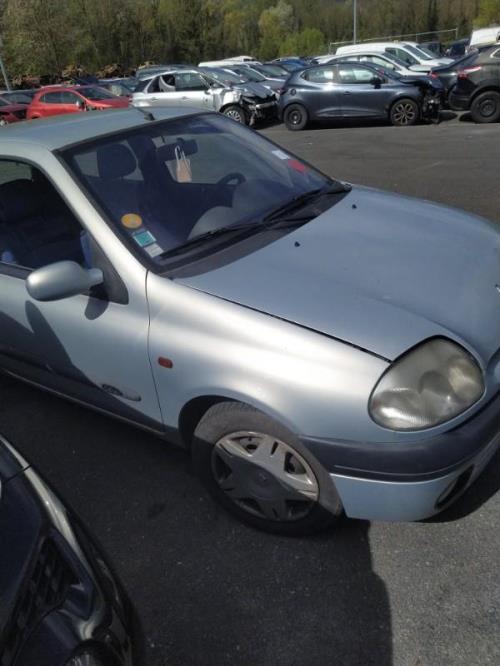 Bouchon de carburant RENAULT CLIO 2 PHASE 1 Essence image 6