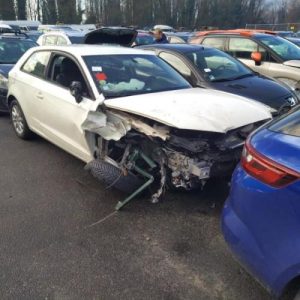 Commande autoradio AUDI A3 3 PHASE 1 Diesel image 4