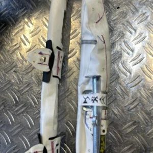 Air bag rideau droit PEUGEOT 208 2 Diesel image 2