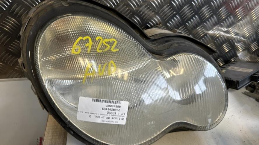 Optique avant principal droit (feux)(phare) MERCEDES CLASSE C 203 PHASE 1 Diesel image 2