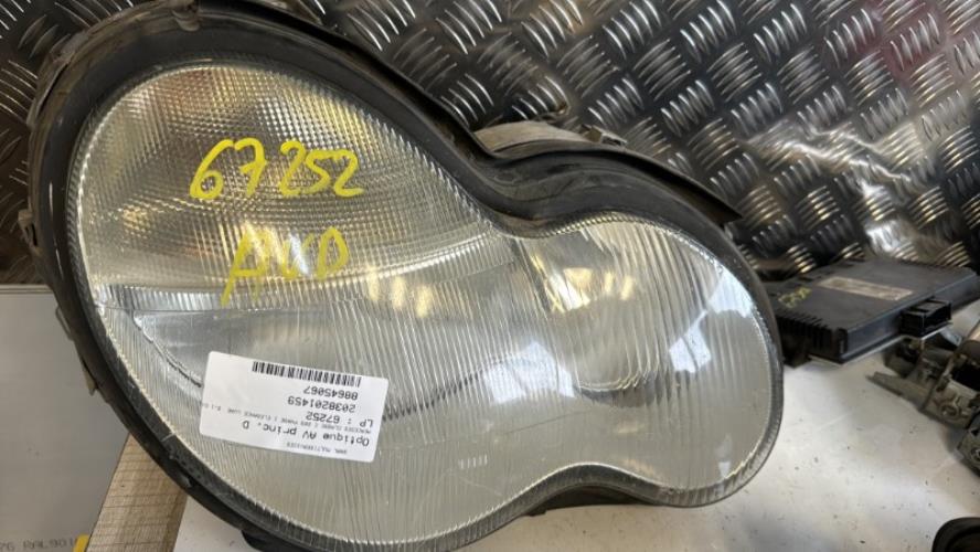 Optique avant principal droit (feux)(phare) MERCEDES CLASSE C 203 PHASE 1 Diesel image 3