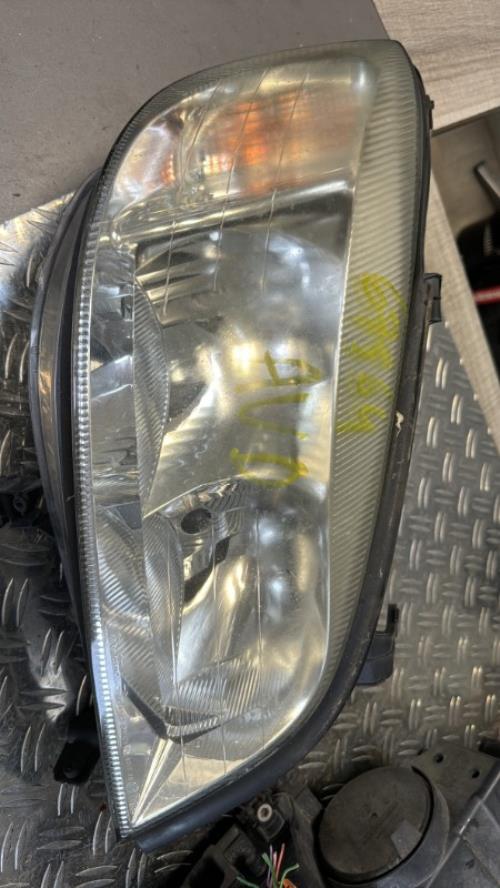 Optique avant principal droit (feux)(phare) OPEL ZAFIRA A PHASE 2 Diesel image 3