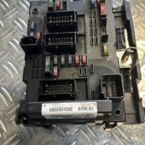 Boitier servitude moteur (BSM) PEUGEOT 307 PHASE 1 Diesel image 1