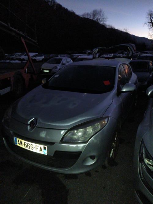 Coquille de retroviseur droit RENAULT MEGANE 3 PHASE 1 Diesel image 5
