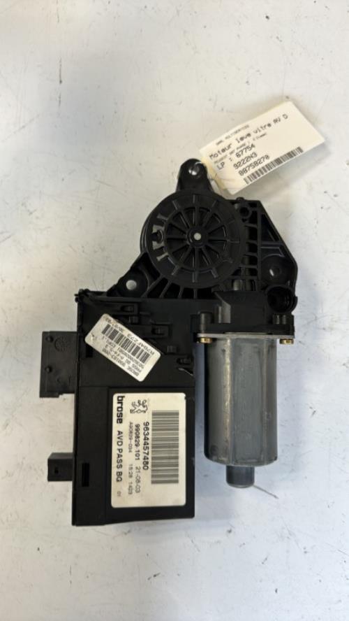 Moteur leve vitre avant droit PEUGEOT 307 PHASE 1 Diesel image 2