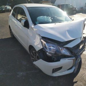 Volant MITSUBISHI image 8
