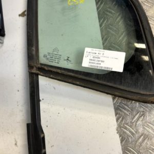 Custode avant droit (porte) CITROEN C3 2 PHASE 2 Diesel image 1