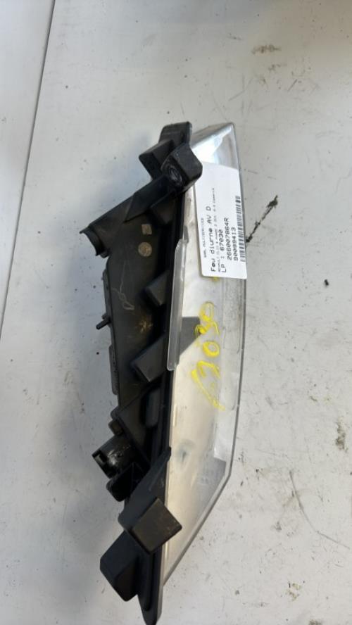 Feu diurne avant droit RENAULT CLIO 4 PHASE 2 Essence image 3