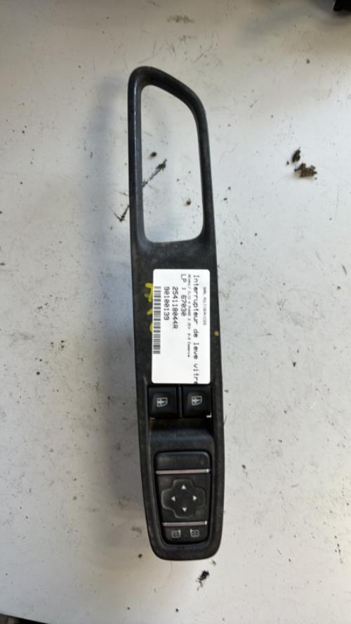 Interrupteur de leve vitre avant gauche RENAULT CLIO 4 PHASE 2 Essence image 2