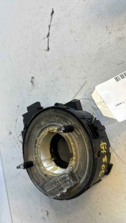 Contacteur tournant VOLKSWAGEN GOLF 5 BREAK Diesel image 3