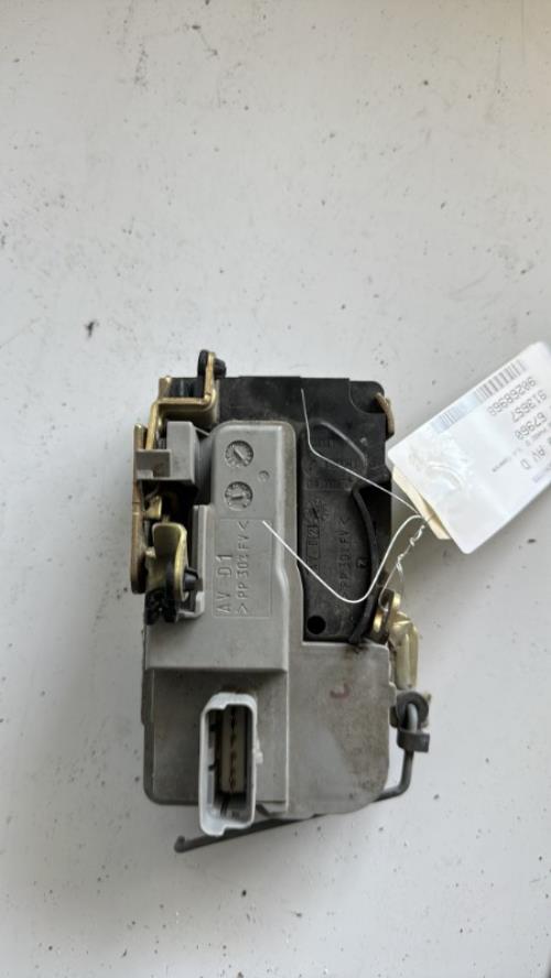 Serrure avant droit PEUGEOT 206 PHASE 2 Essence image 1