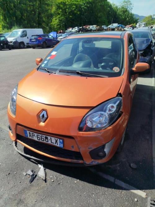 Ceinture arriere droit RENAULT TWINGO 2 PHASE 1 Diesel image 2