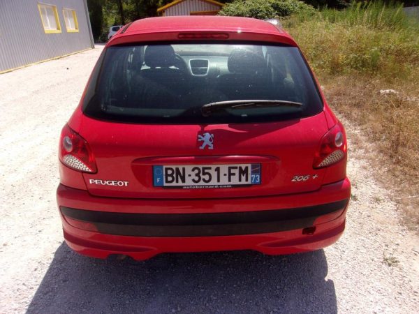 Moteur PEUGEOT 206+ GAZOLE image 8