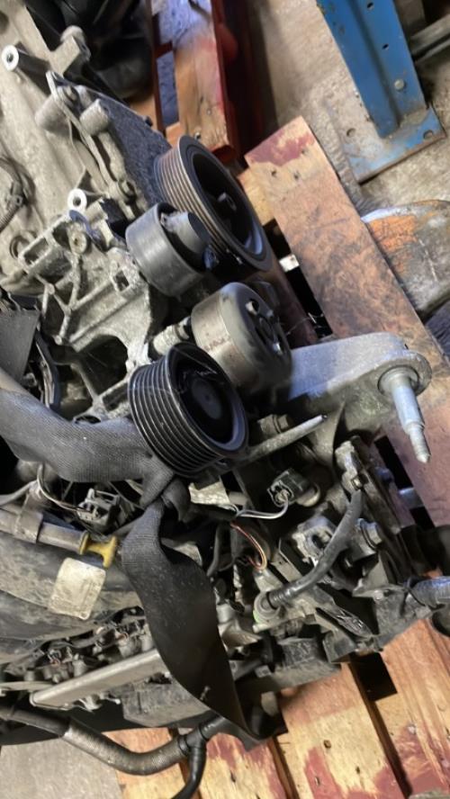 Moteur RENAULT TWINGO 3 PHASE 1 Essence image 3