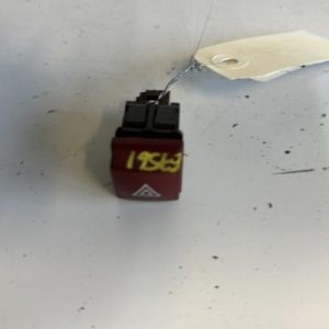 Bouton de warning PEUGEOT 207 PHASE 1 Diesel image 1